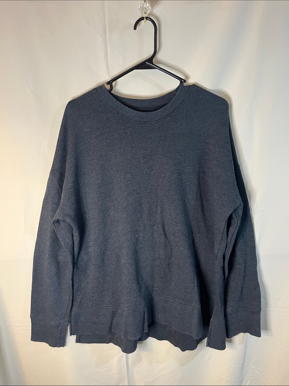 Time and Tru Womens Crewneck Sweater in Dark Charcoal